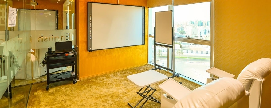 اللغة الإنجليزية الآن في العين الإمارات العربية المتحدة iEnglish UAE Best Language Learning Institute 2021 اللغة الإنجليزية الآن في العين الإمارات العربية المتحدة iEnglish UAE Best Language Learning Institute 2021