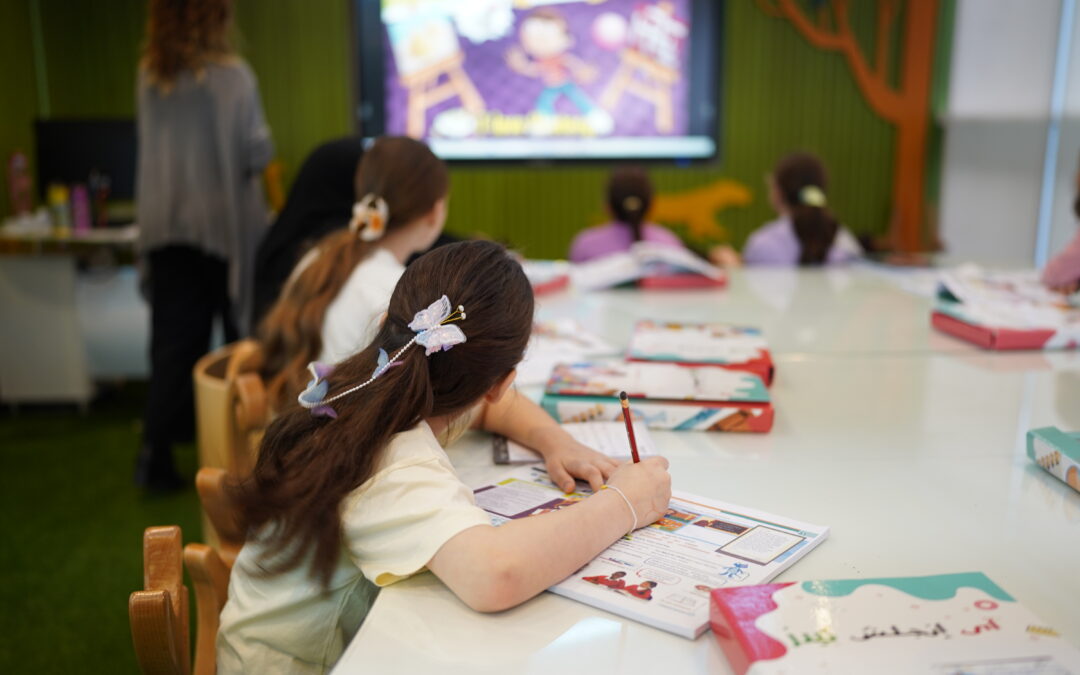 طريقة تعليم اللغة الإنجليزية للأطفال مع اي انجلش